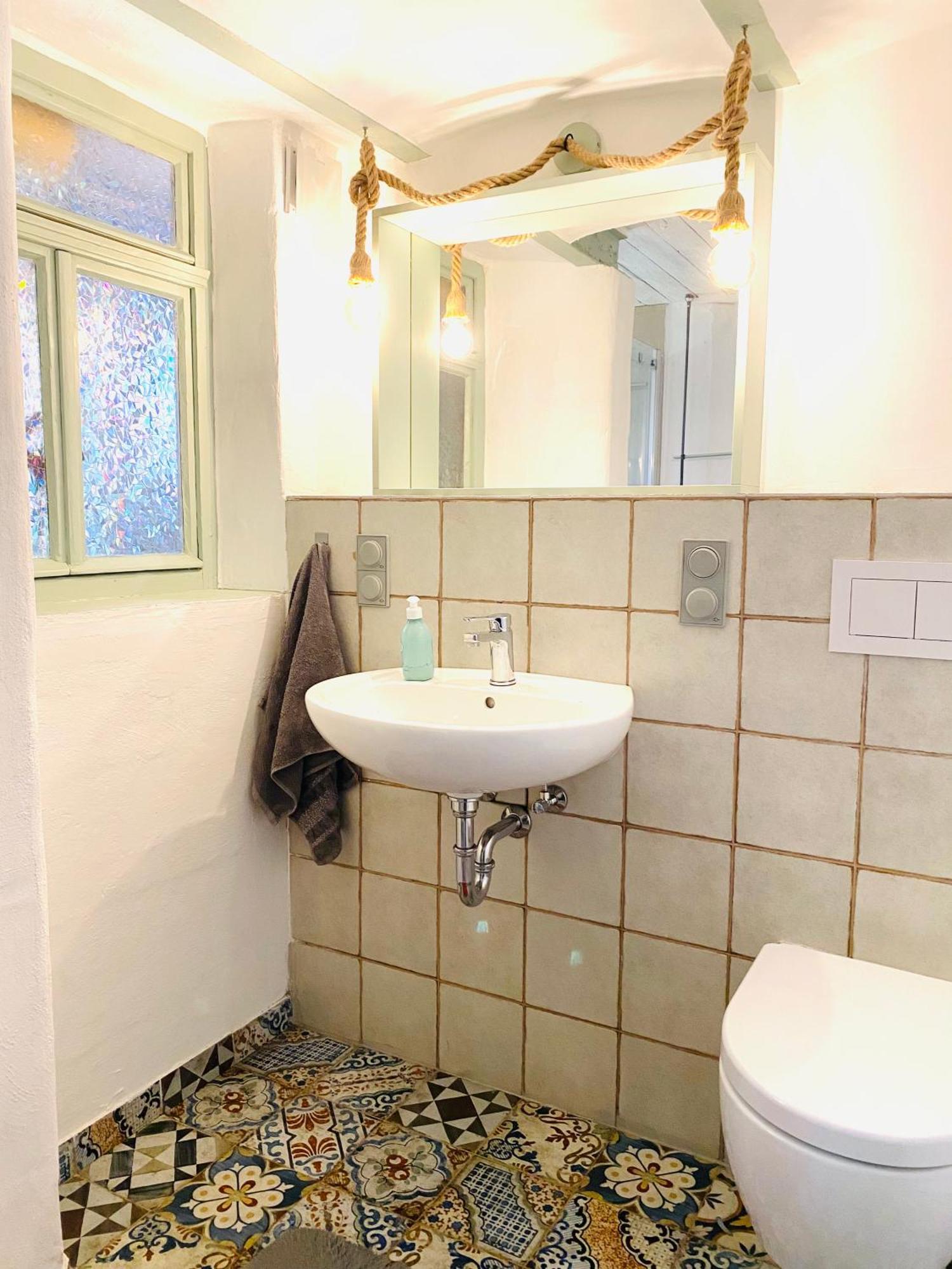 Ganze Wohnung - Erdgeschoss - Sehr Ruhig - Hundefreundlich - Regendusche - Bodenheizung - Kueche - Easy Check-In Mit Schluesselbox Nehren  Eksteriør bilde